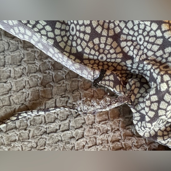 Bundle 3 for $10 DIDI gray patchwork beaded wrap top. - Picture 11 of 15